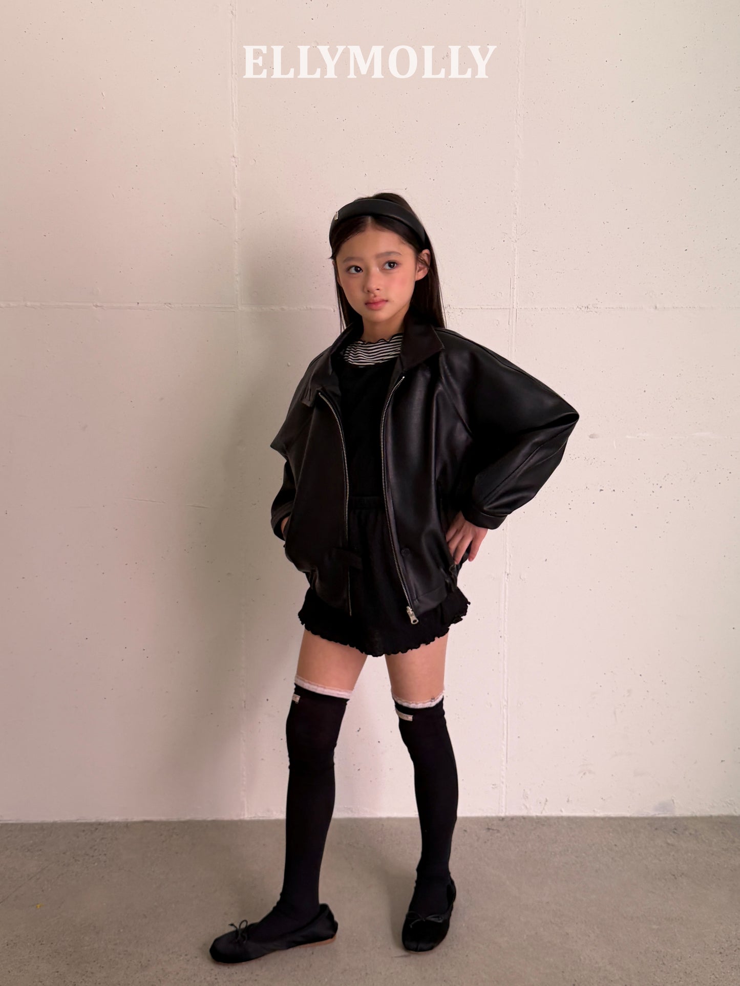 【PREORDER 4日間限定】15. Ribbon Fit Leg Socks