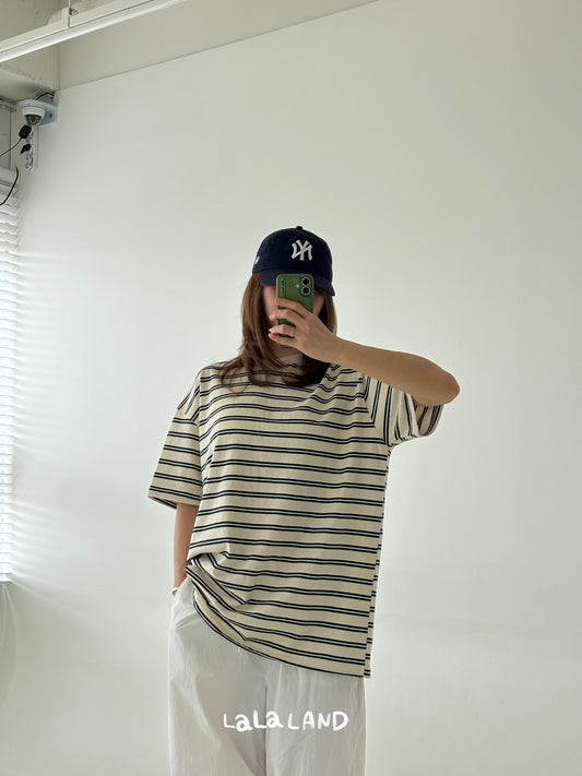 【PREORDER受付終了、ご希望はお問い合わせください。】85.Mom Saint Short Sleeve T-shirt