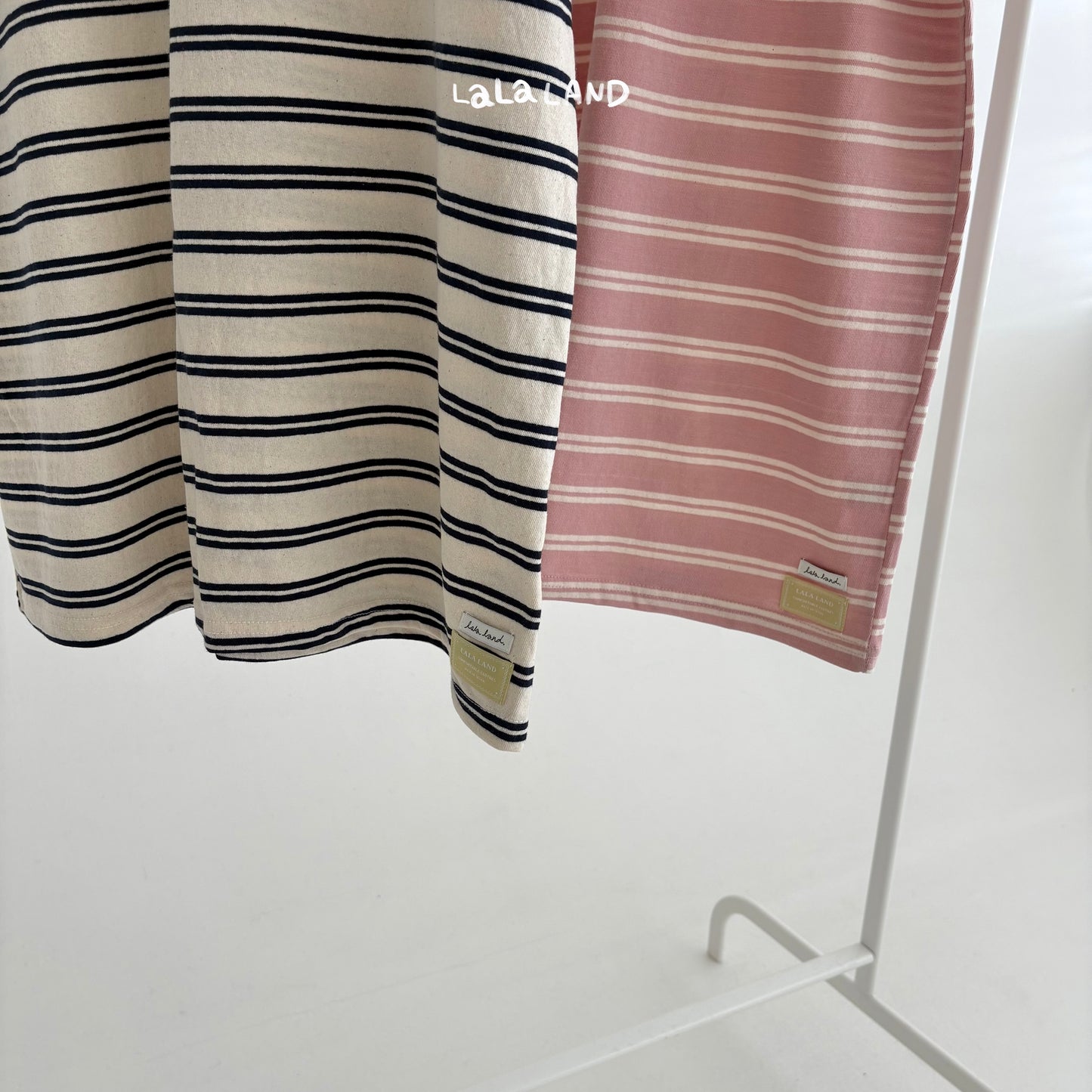 【PREORDER受付終了、ご希望はお問い合わせください。】85.Mom Saint Short Sleeve T-shirt