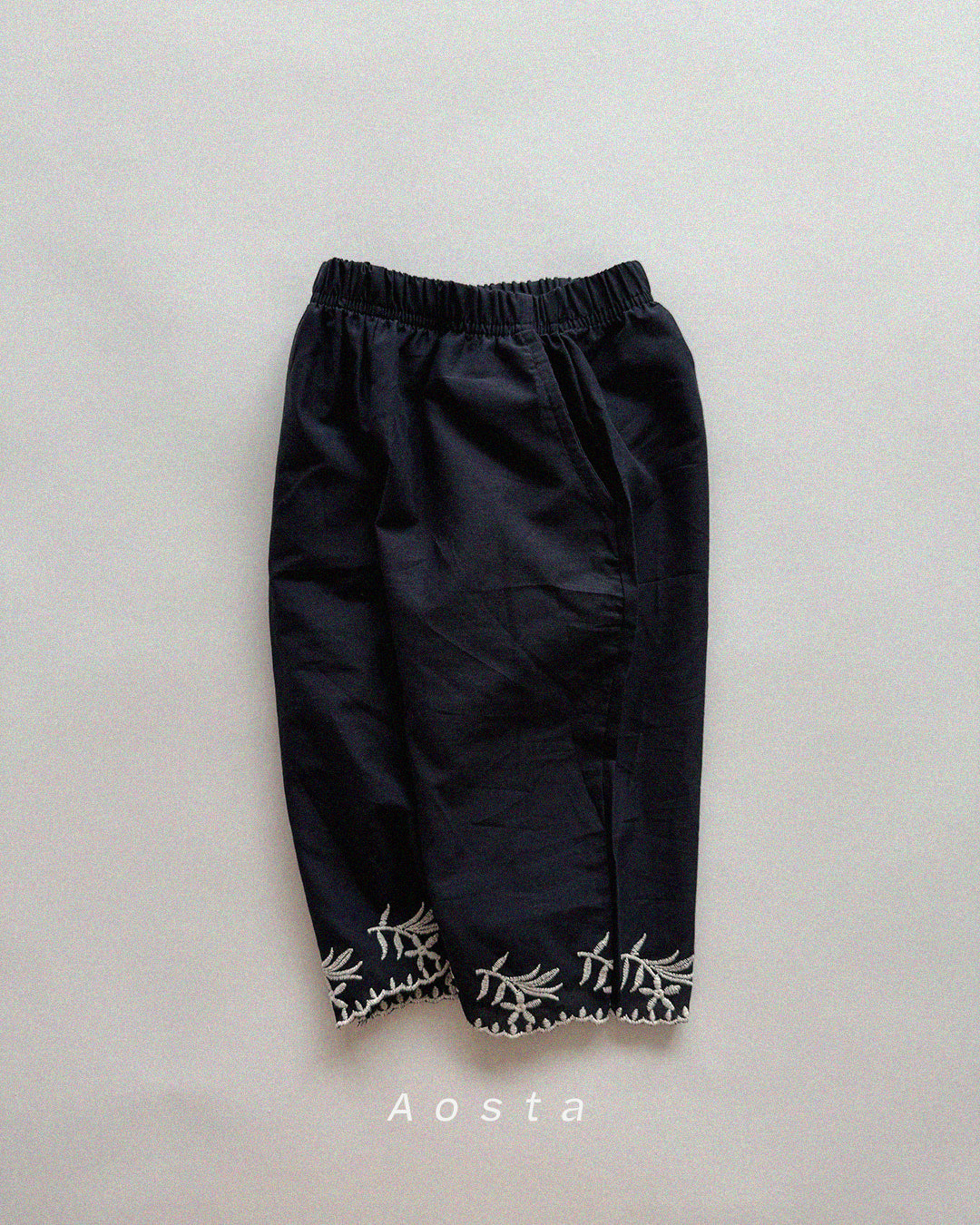 【PREORDER受付終了、ご希望はお問い合わせください。】42.Bibi Pants