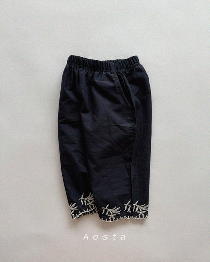 【PREORDER受付終了、ご希望はお問い合わせください。】42.Bibi Pants