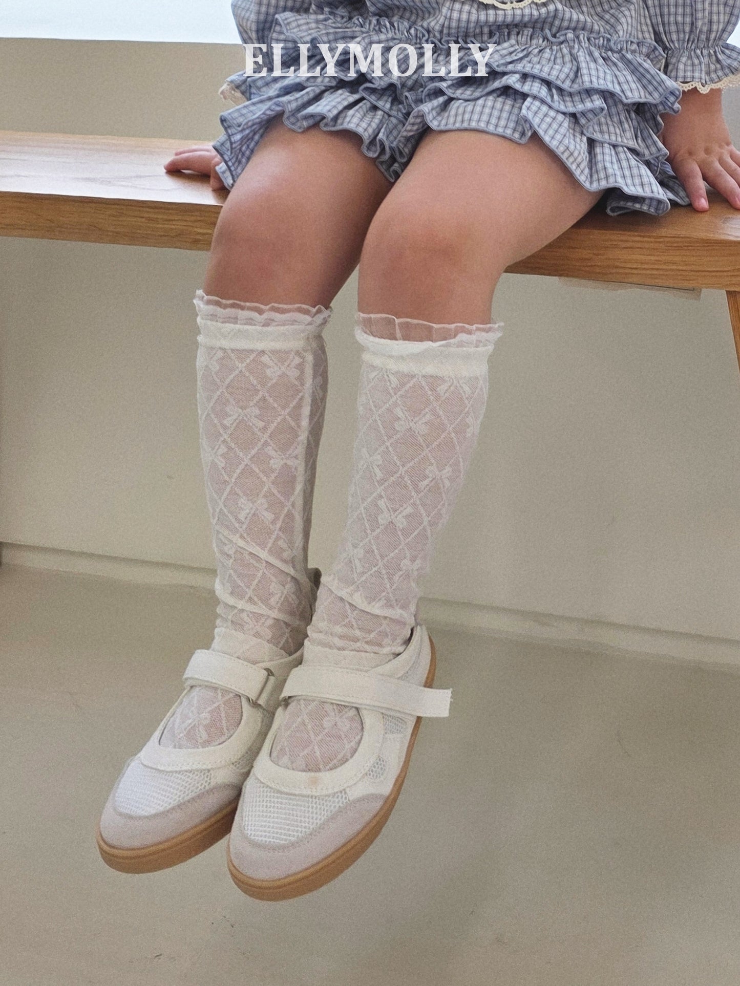 【PREORDER 4日間限定】18. Ribbon Leg Socks