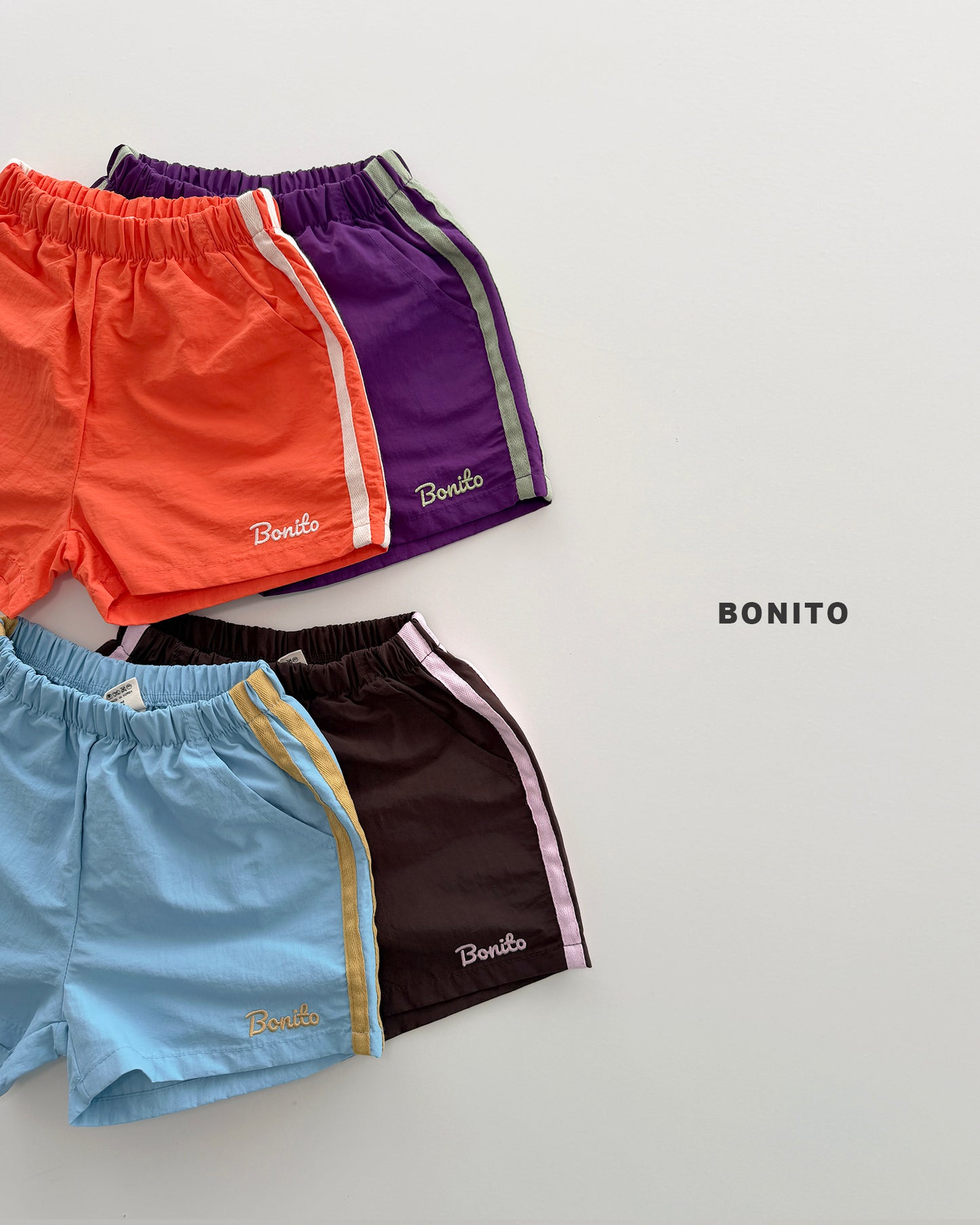 【PREORDER 4日間限定】29.two line tape shorts