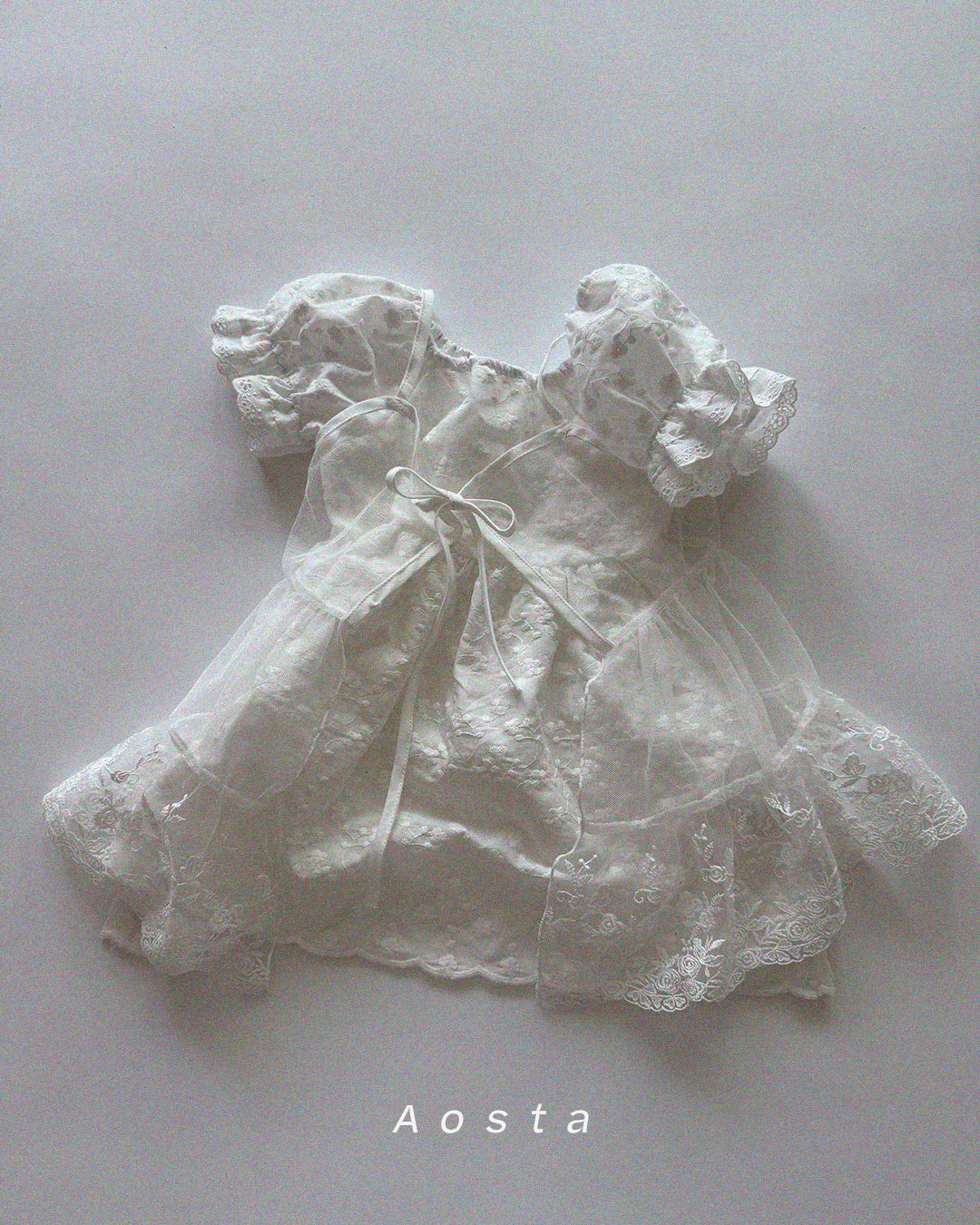 【PREORDER受付終了、ご希望はお問い合わせください。】32.Lace Open Dress