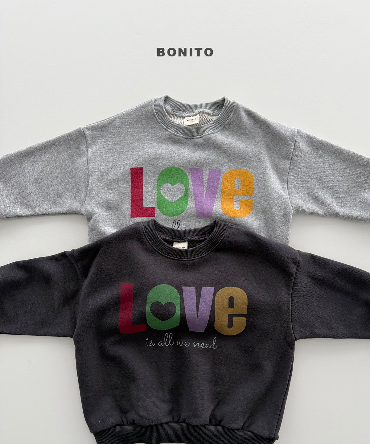 32.Love Sweatshirt