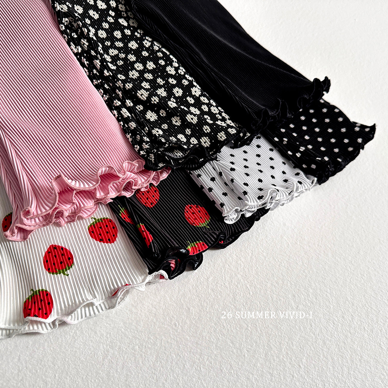 【PREORDER受付終了、ご希望はお問い合わせください。】28.Color Pleats Bell 7分丈 Pants