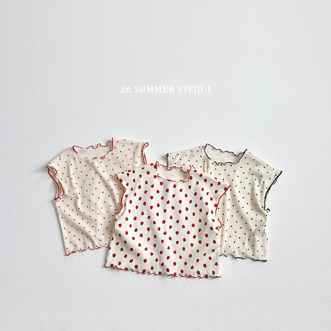 【PREORDER受付終了、ご希望はお問い合わせください。】83.Strawberry Dot Flare Tee