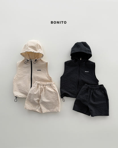 【PREORDER 4日間限定】39.high vest zip-up set