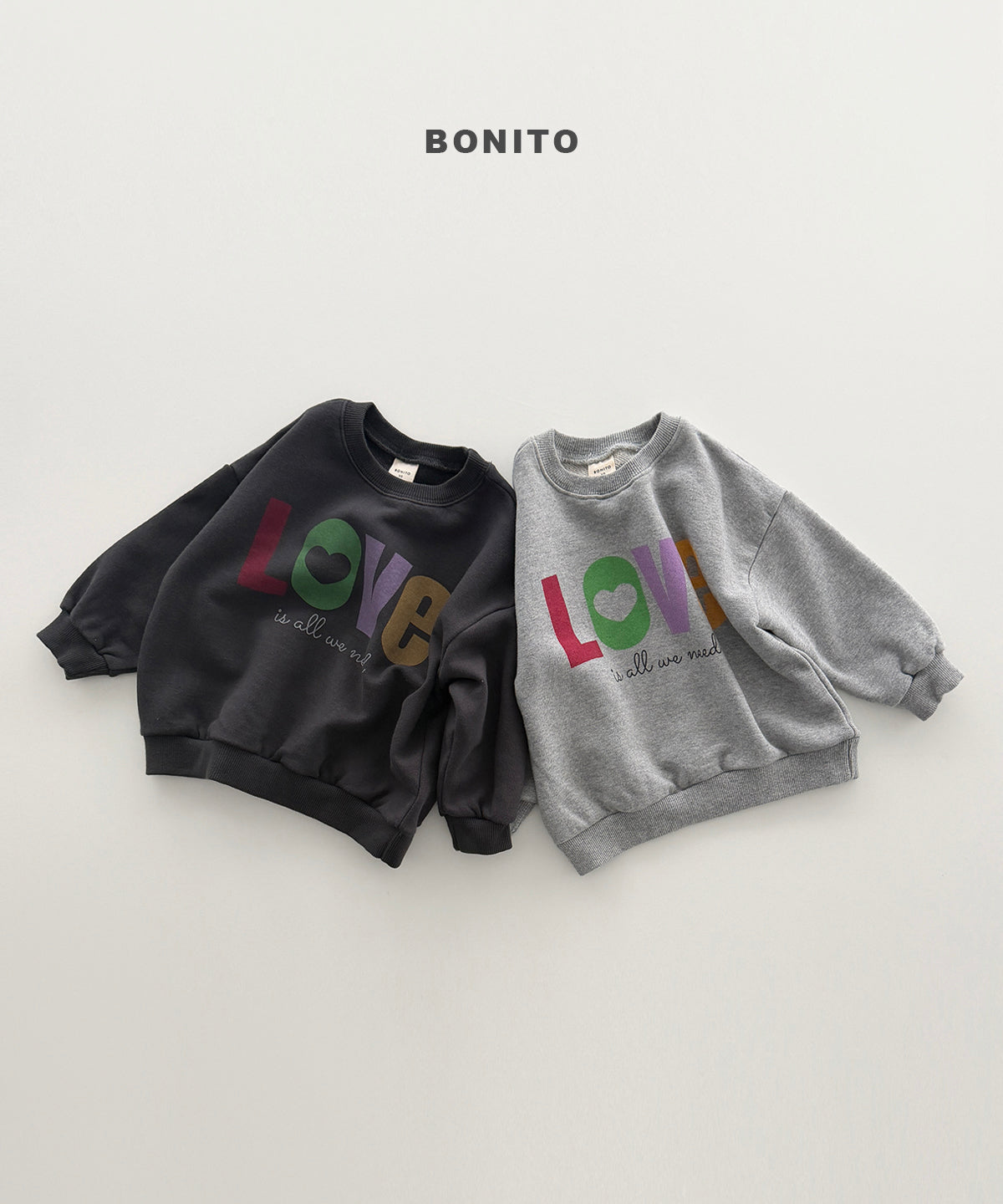 32.Love Sweatshirt