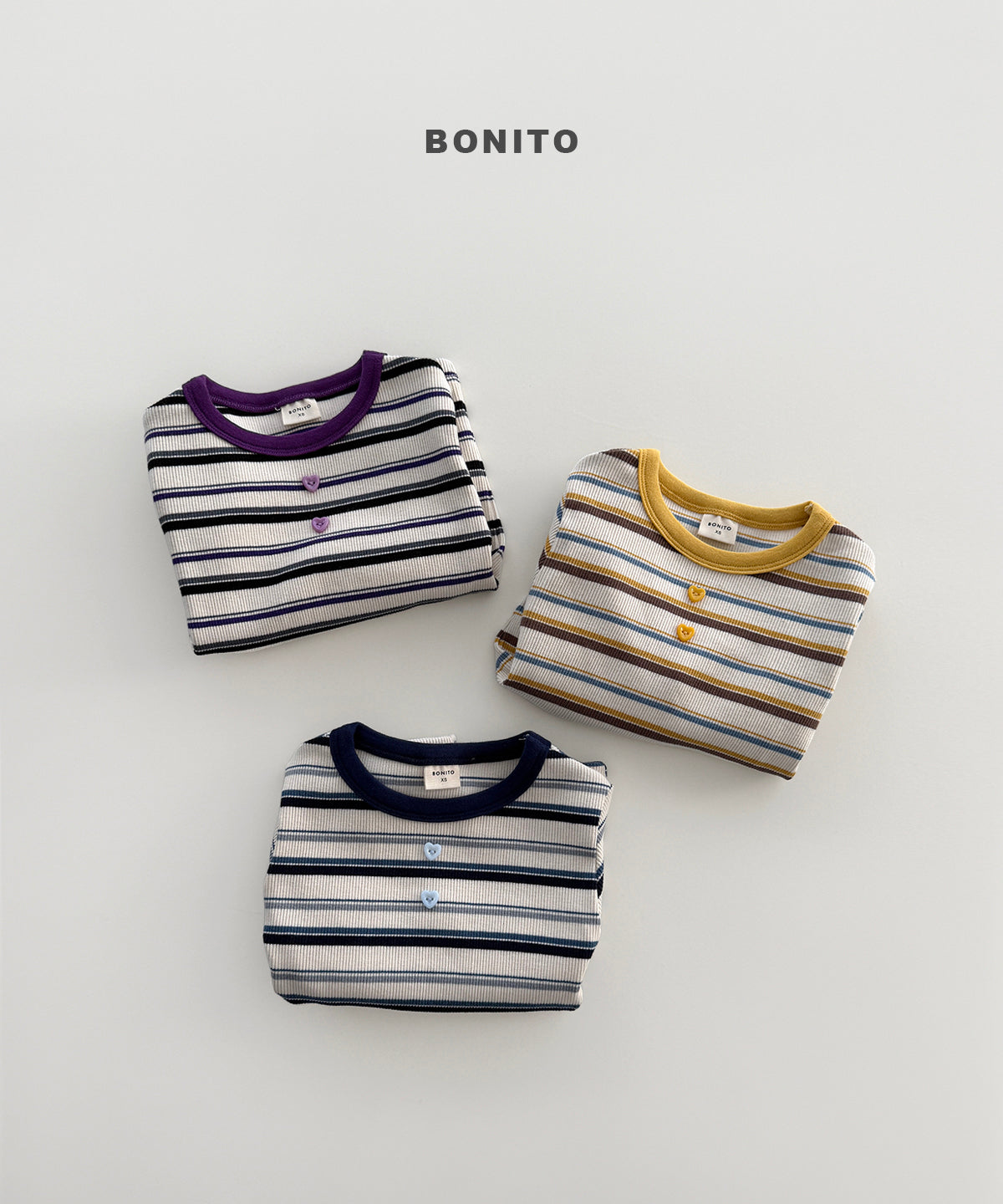 51.Heart Button Stripe Tee