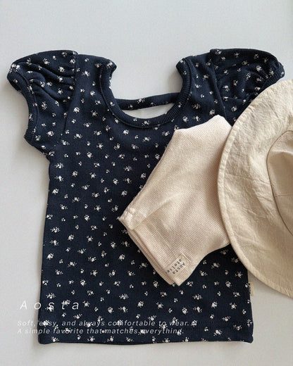 【PREORDER受付終了、ご希望はお問い合わせください。】56.Open Back Puff Blouse