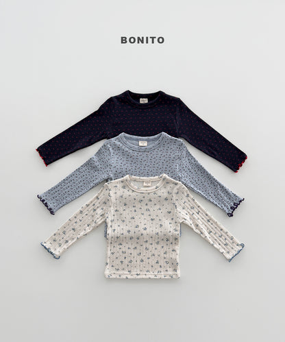 56.Eyelet T-Shirt