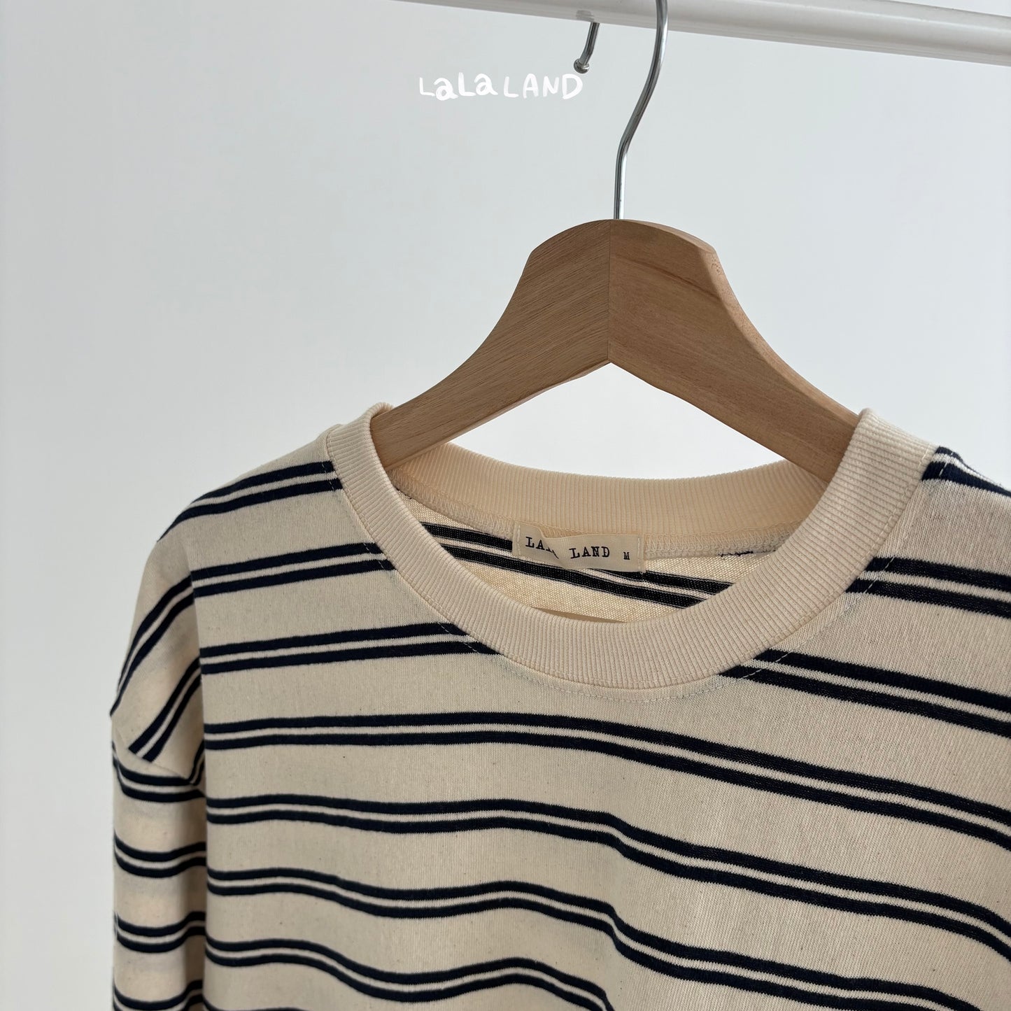【PREORDER受付終了、ご希望はお問い合わせください。】85.Mom Saint Short Sleeve T-shirt