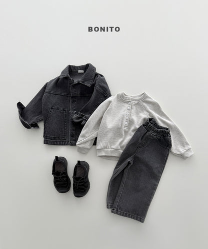 25.Henley Neck Sweatshirt