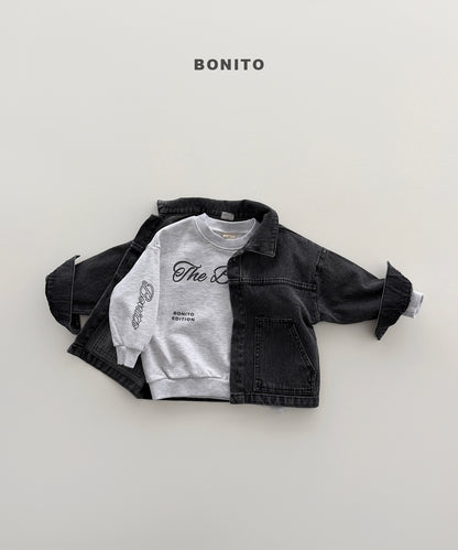 13.The Bonito Lettering Sweatshirt (Adult)