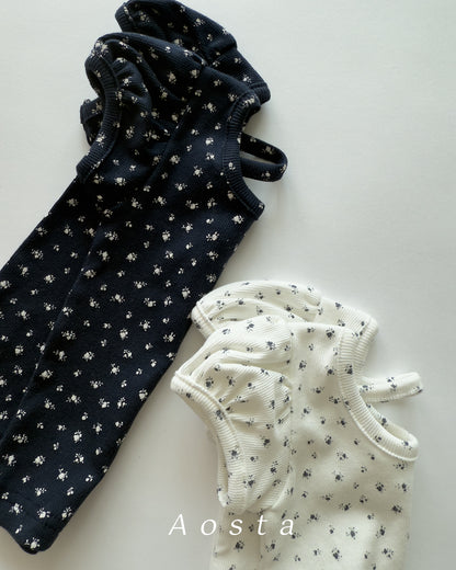 【PREORDER受付終了、ご希望はお問い合わせください。】56.Open Back Puff Blouse