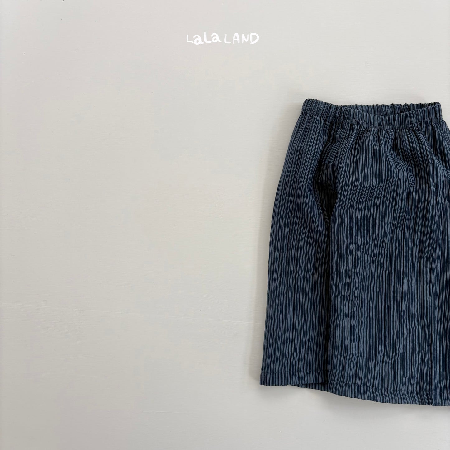【PREORDER受付終了、ご希望はお問い合わせください。】76.Ankle-length Flow Pants