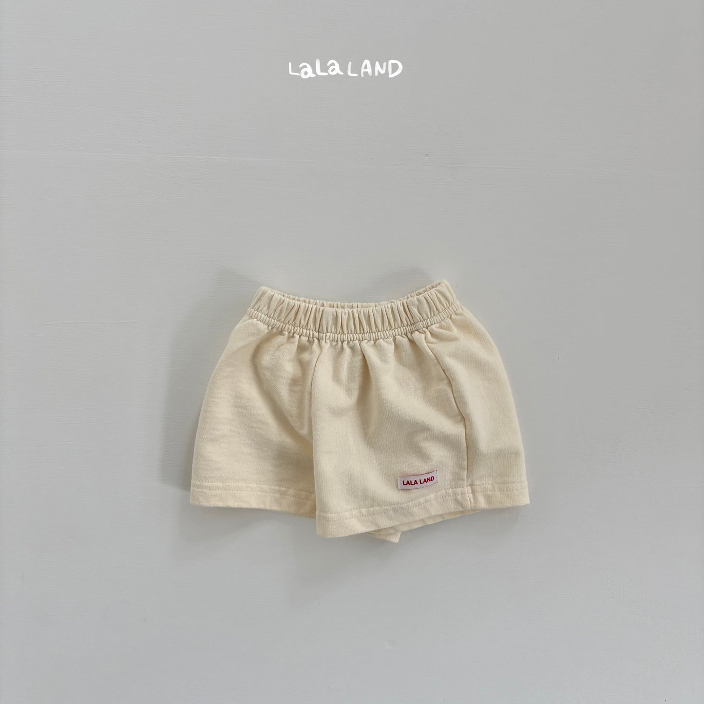 【PREORDER受付終了、ご希望はお問い合わせください。】38.Baby Olive Shorts