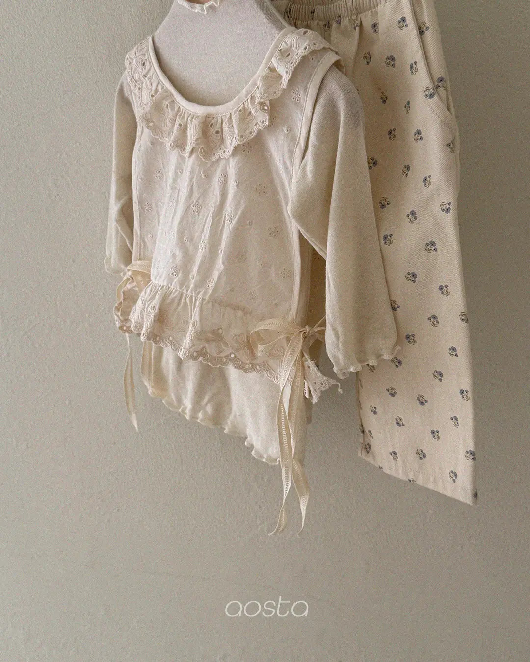 【秋のPRE-ODER 5%OFF】21.Lace Olivia Vest