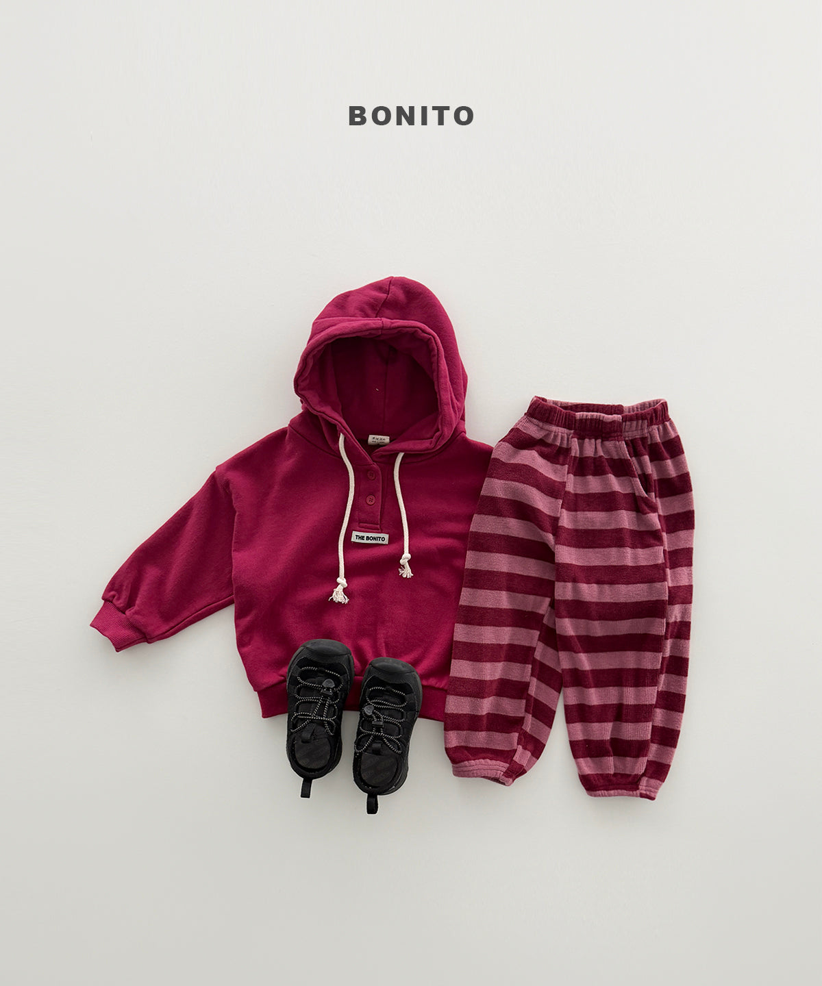 45.Striped Knit Jogger Pants