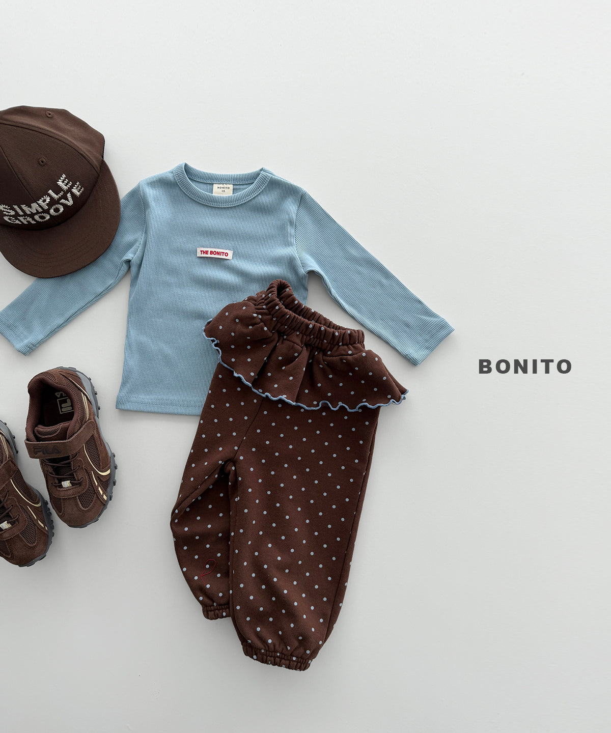 60.Dot Frill Jogger Pants