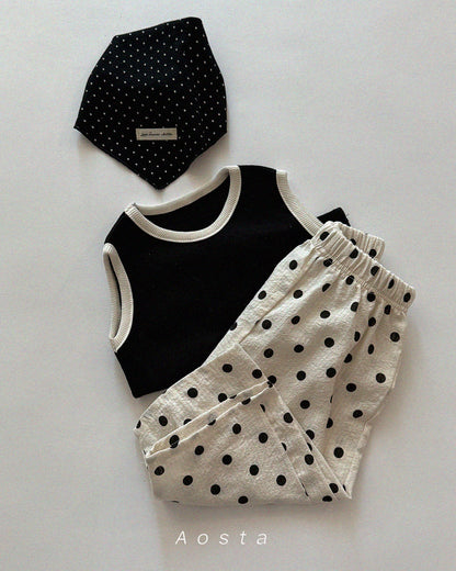 【PREORDER受付終了、ご希望はお問い合わせください。】3.Lip sleeveless T
