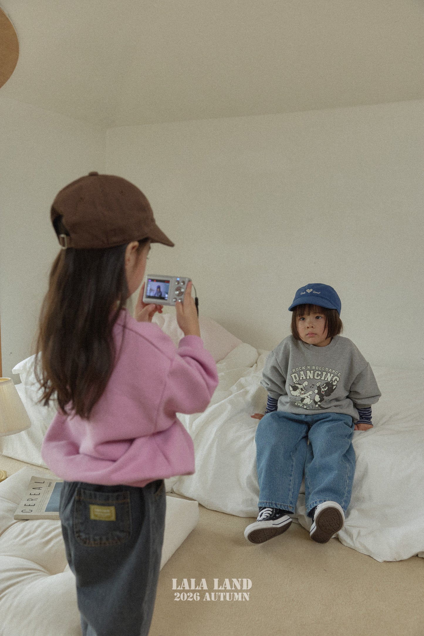 【PRE-ODER〆8.9(sun)】30.Dancing Cat Sweatshirt | lalaland