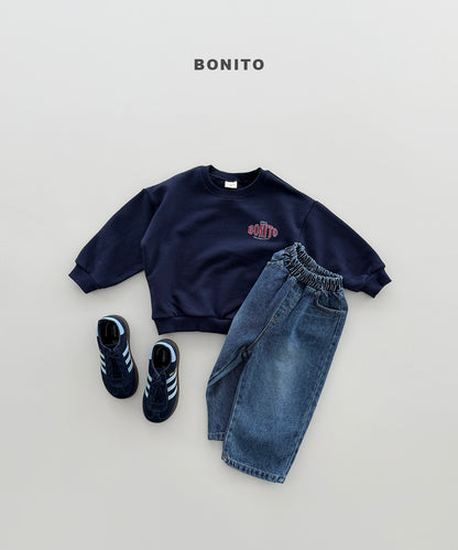 27.Bonito Embossed Sweatshirt