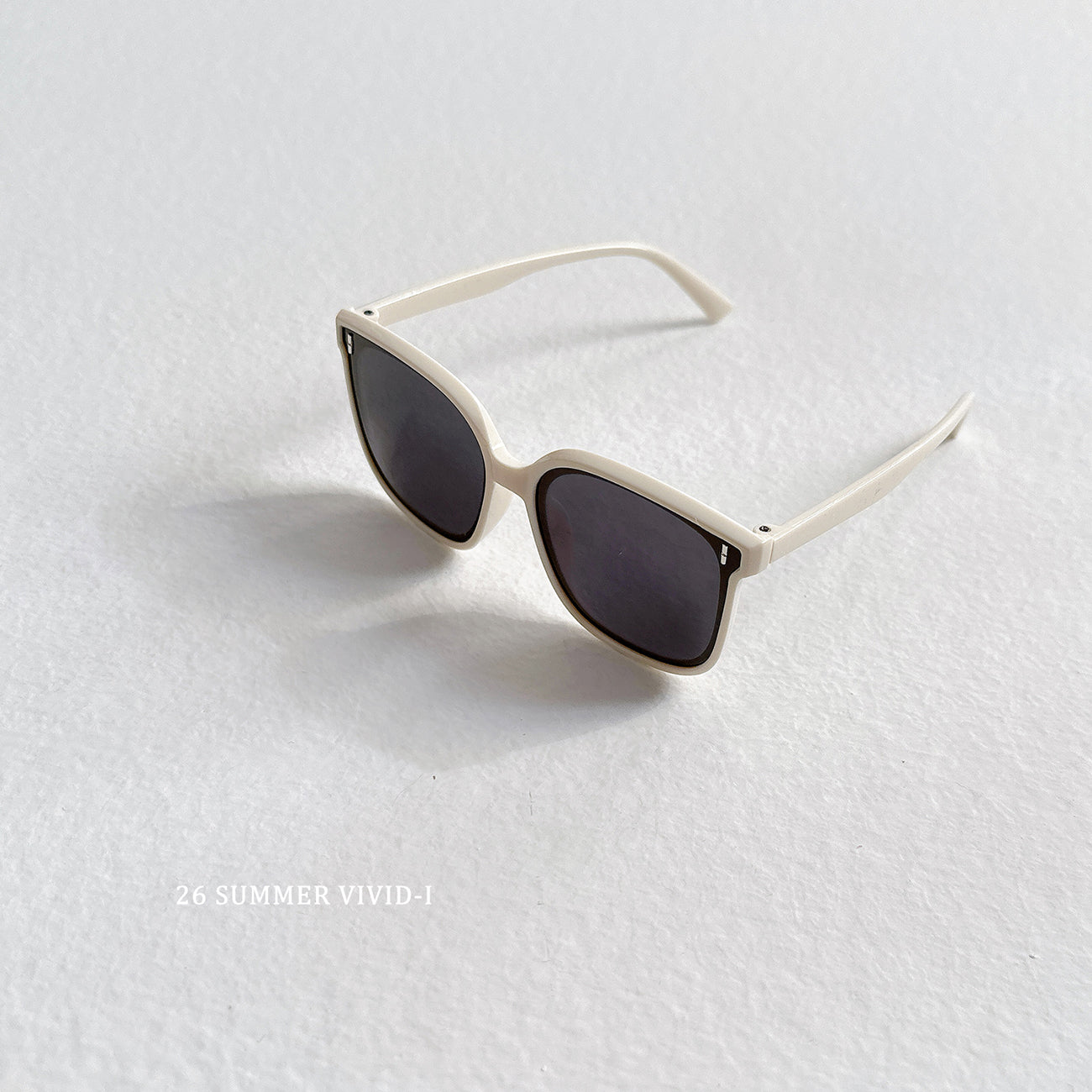 【PREORDER受付終了、ご希望はお問い合わせください。】115.Square Round Sunglasses