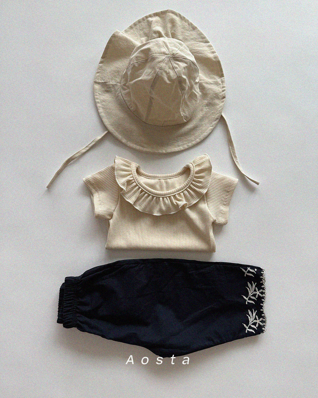【PREORDER受付終了、ご希望はお問い合わせください。】57.Olivia Blouse