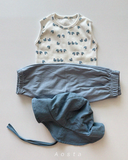 【PREORDER受付終了、ご希望はお問い合わせください。】3.Lip sleeveless T