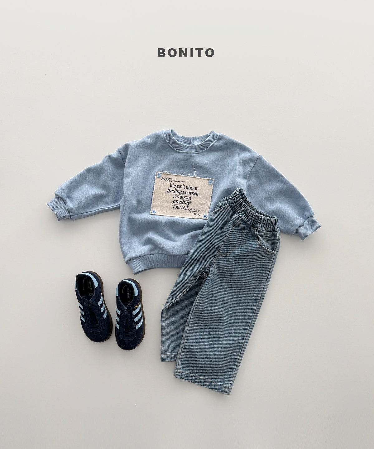33.Remember Button Sweatshirt