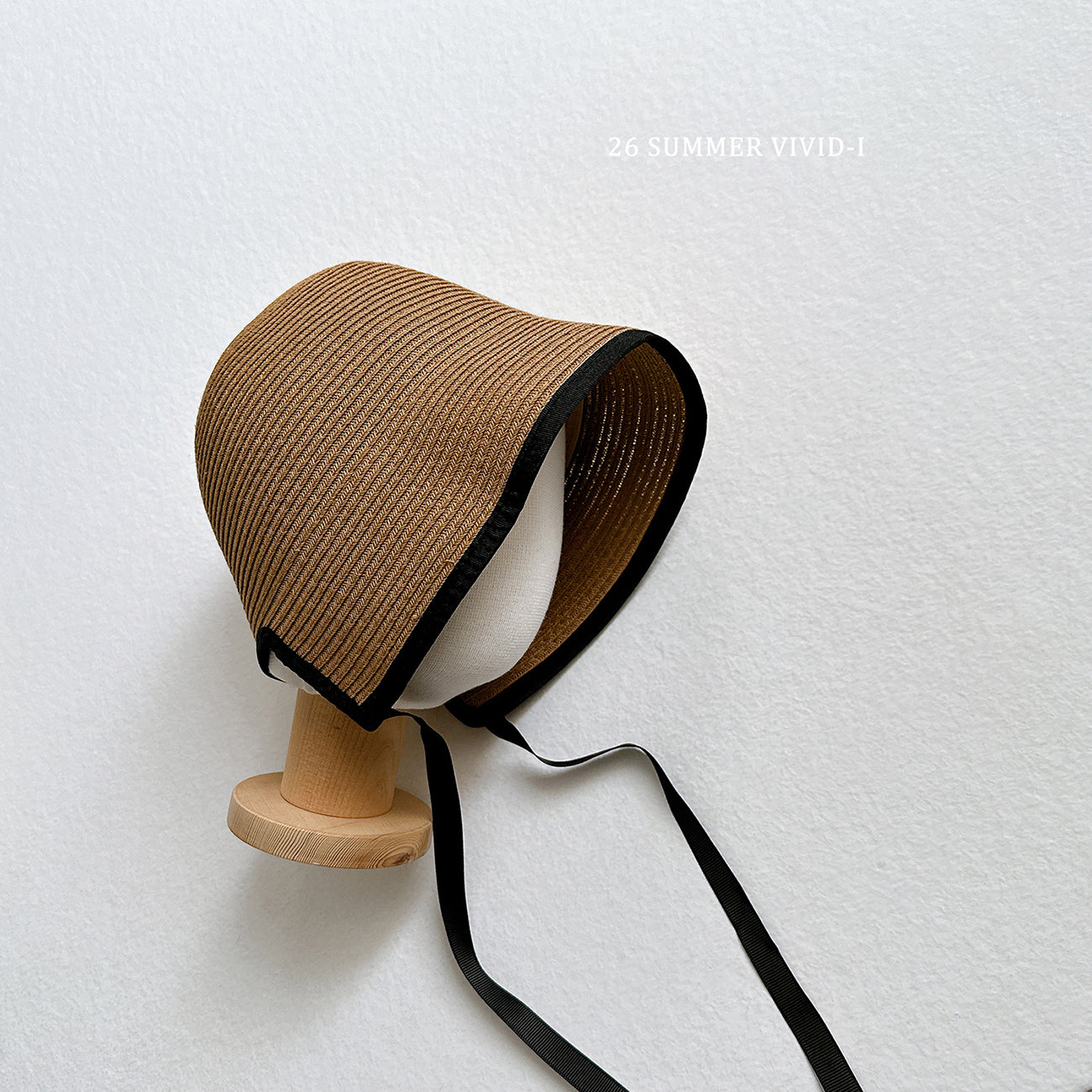 【PREORDER受付終了、ご希望はお問い合わせください。】123.Strap Bonnet Hat