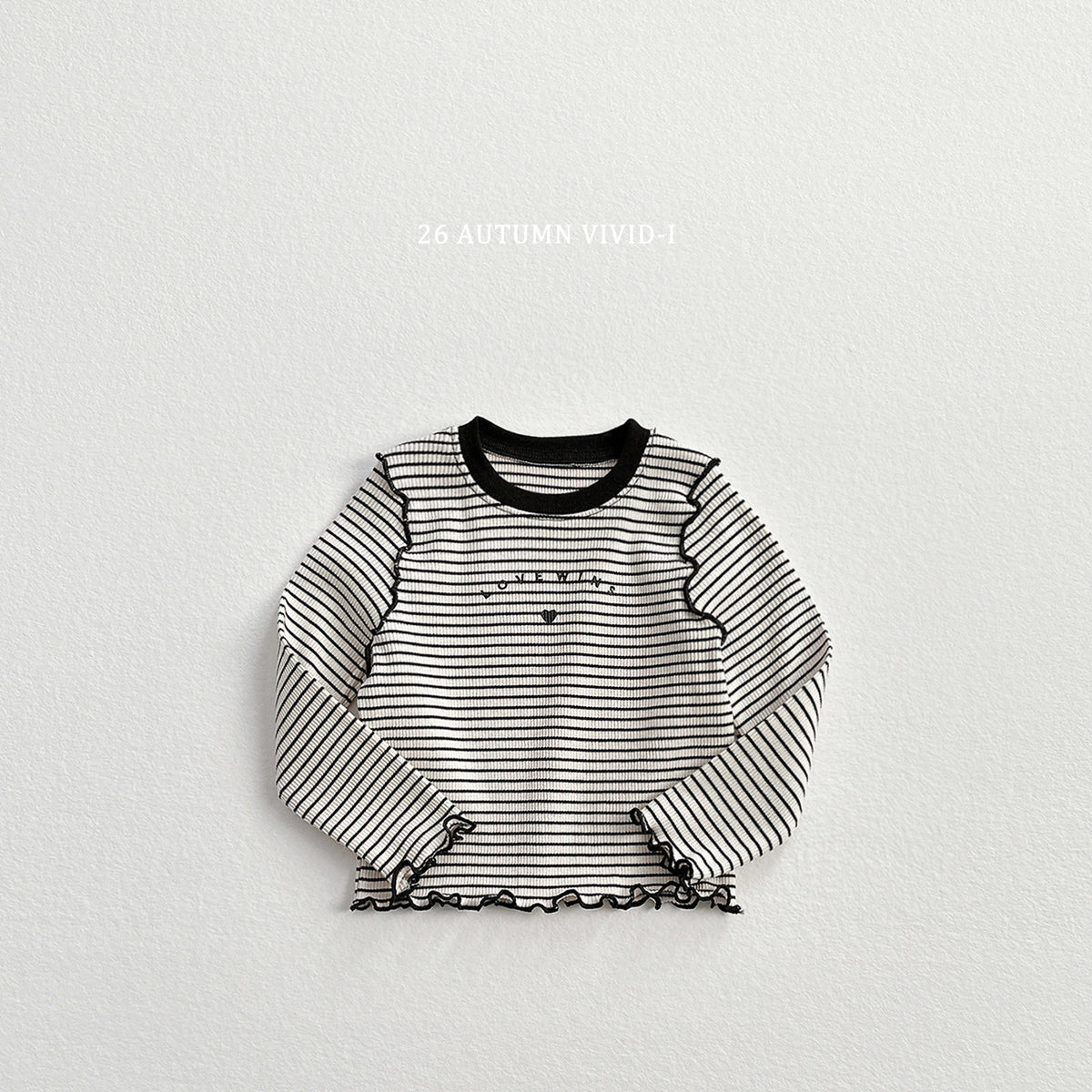 【秋のPRE-ODER 5%OFF】74.Love Wins Lettuce Hem Tee