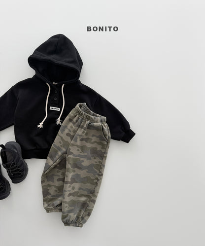 14.Cloud Camo Jogger Pants