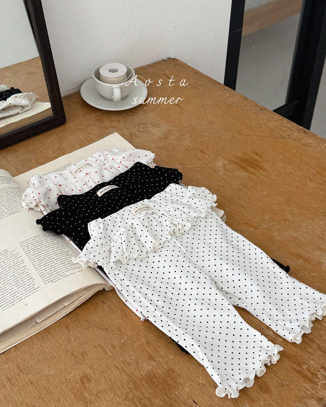 【PREORDER受付終了、ご希望はお問い合わせください。】65.Kiki Frill Pants