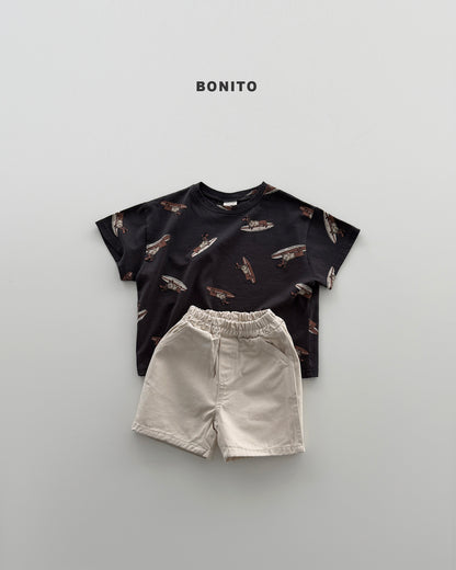 【PREORDER 4日間限定】36.surfing dog tee