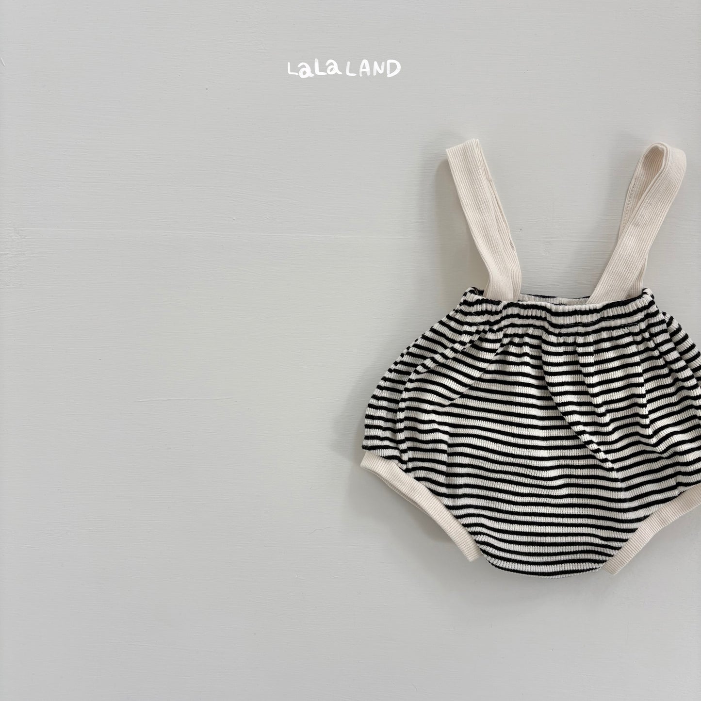 【PREORDER受付終了、ご希望はお問い合わせください。】32.Baby Honey Bee Bloomers