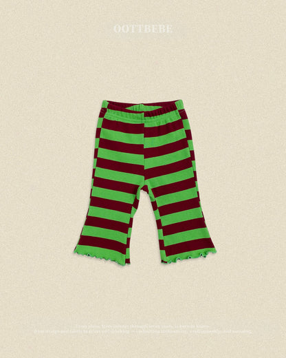 【秋のPRE-ODER 5%OFF】42.Kitsch Pop Ribbed Bootcut Pants | oottbebe