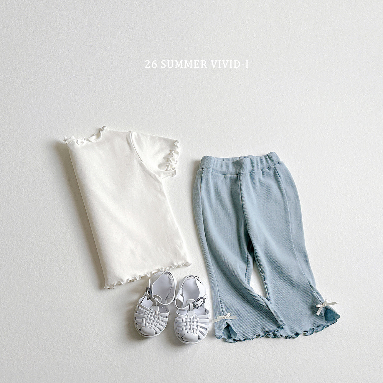 【PREORDER受付終了、ご希望はお問い合わせください。】27.Ribbon Slit Flare 7分丈 Pants
