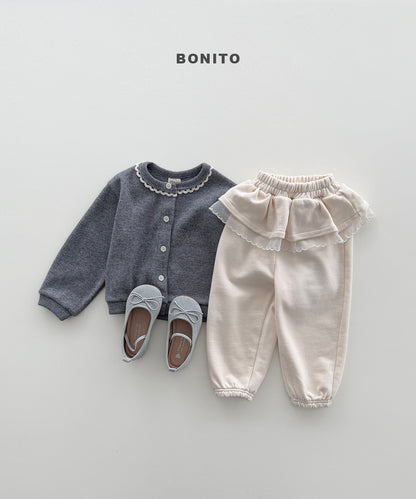 52.Sharp Frill Jogger Pants