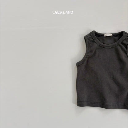 【PREORDER受付終了、ご希望はお問い合わせください。】23.Baby Heat Rib Sleeveless