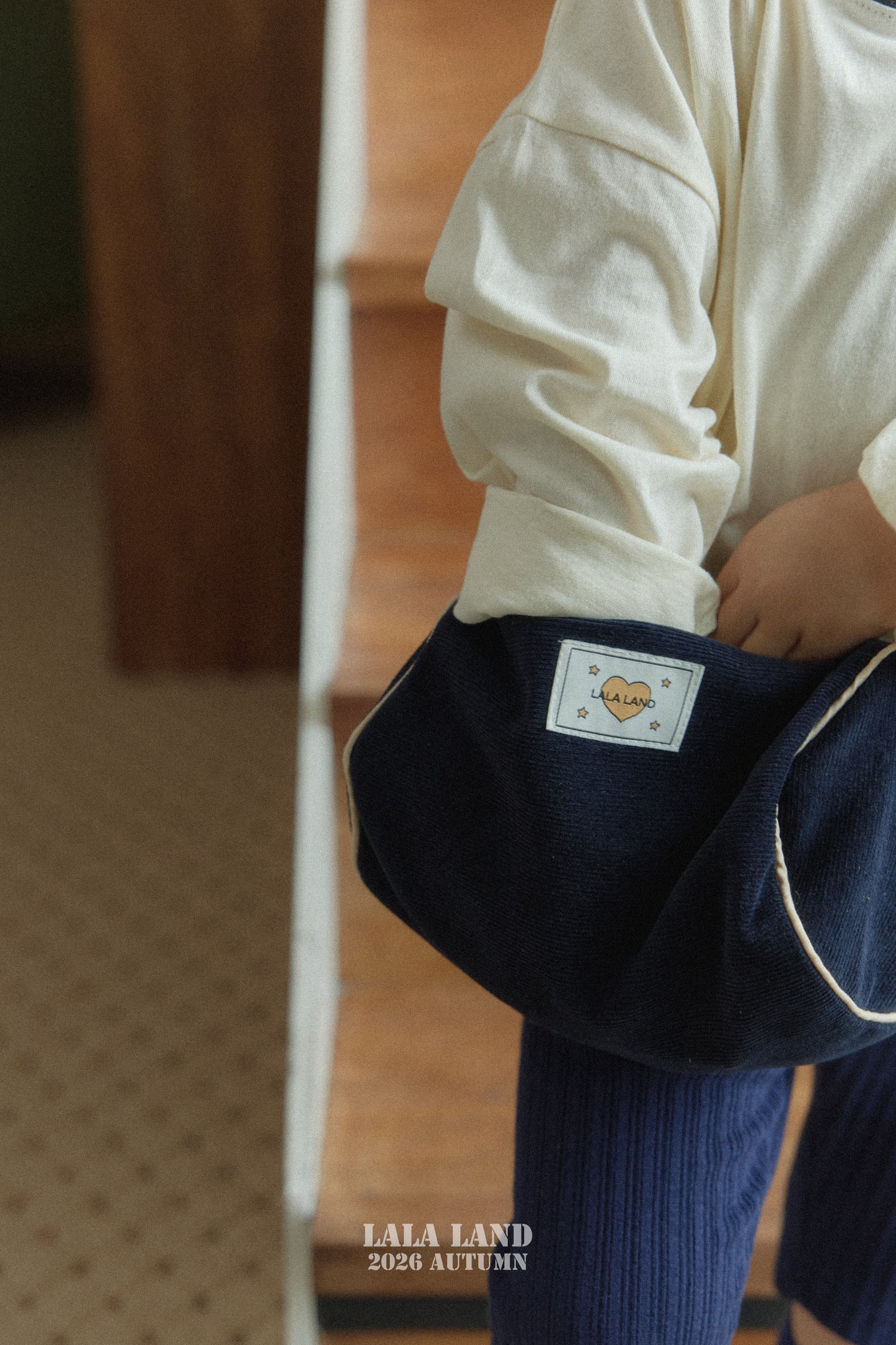 【PRE-ODER〆8.9(sun)】02.Cylinder Corduroy Cross Bag | lalaland