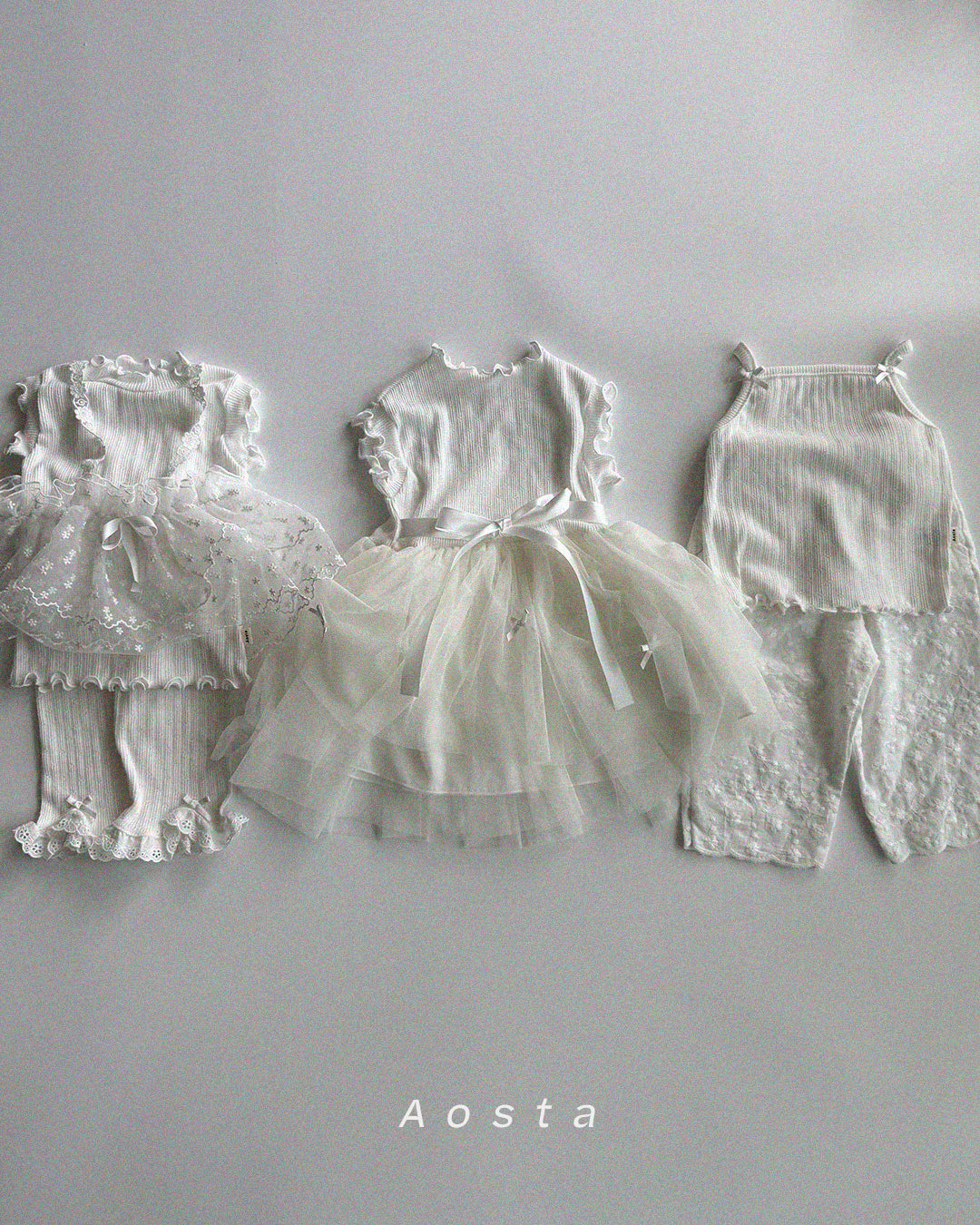 【PREORDER受付終了、ご希望はお問い合わせください。】27.Lace Strap Bustier