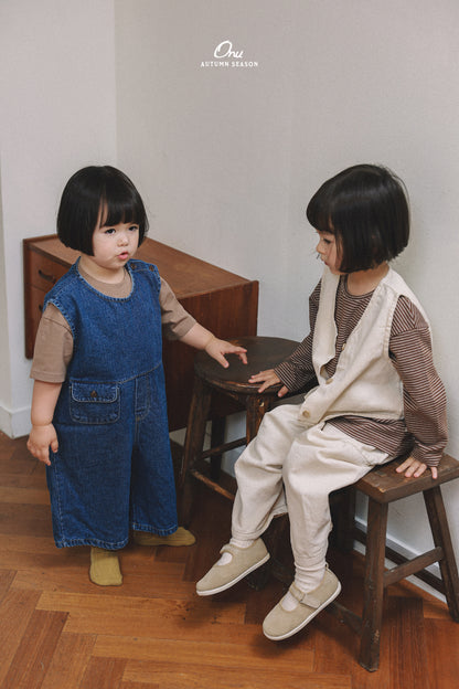 31. Slit Overalls