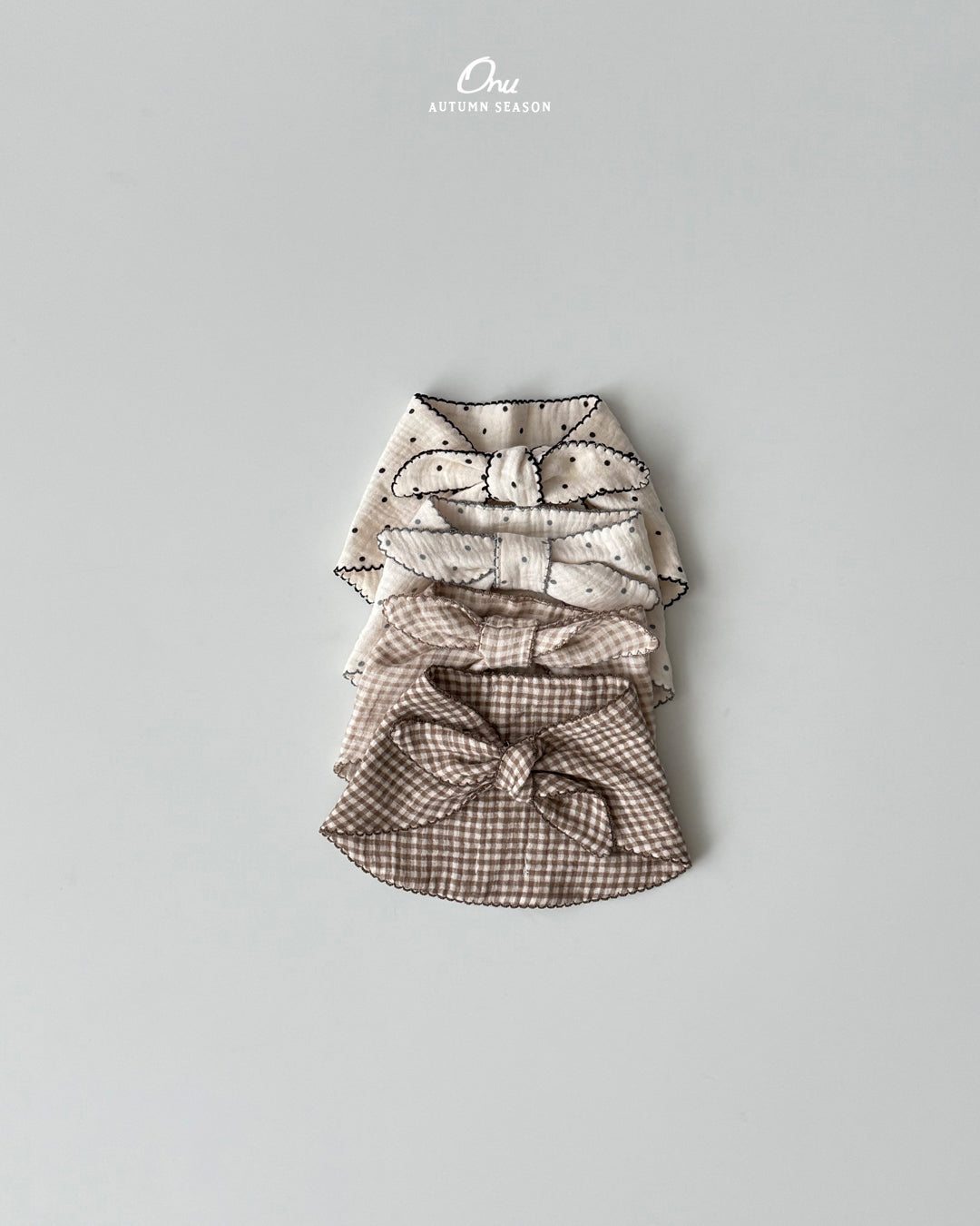 43. Scarf Bib