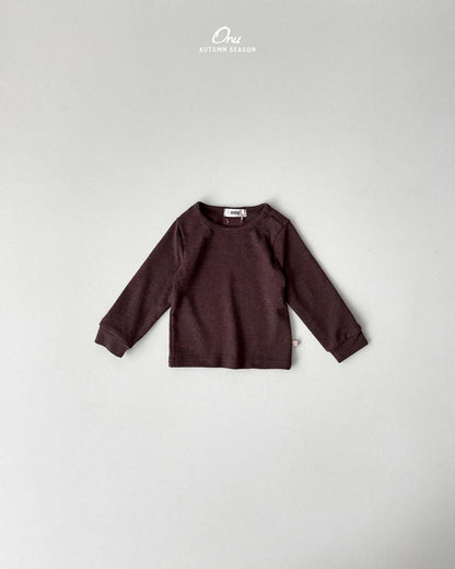 01. Ribbed Stretch Tee
