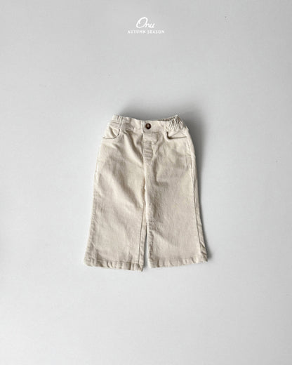 35. Stretch Pants