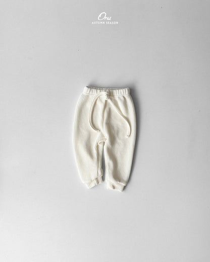 07. Ribbed Slim Pants