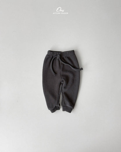 07. Ribbed Slim Pants